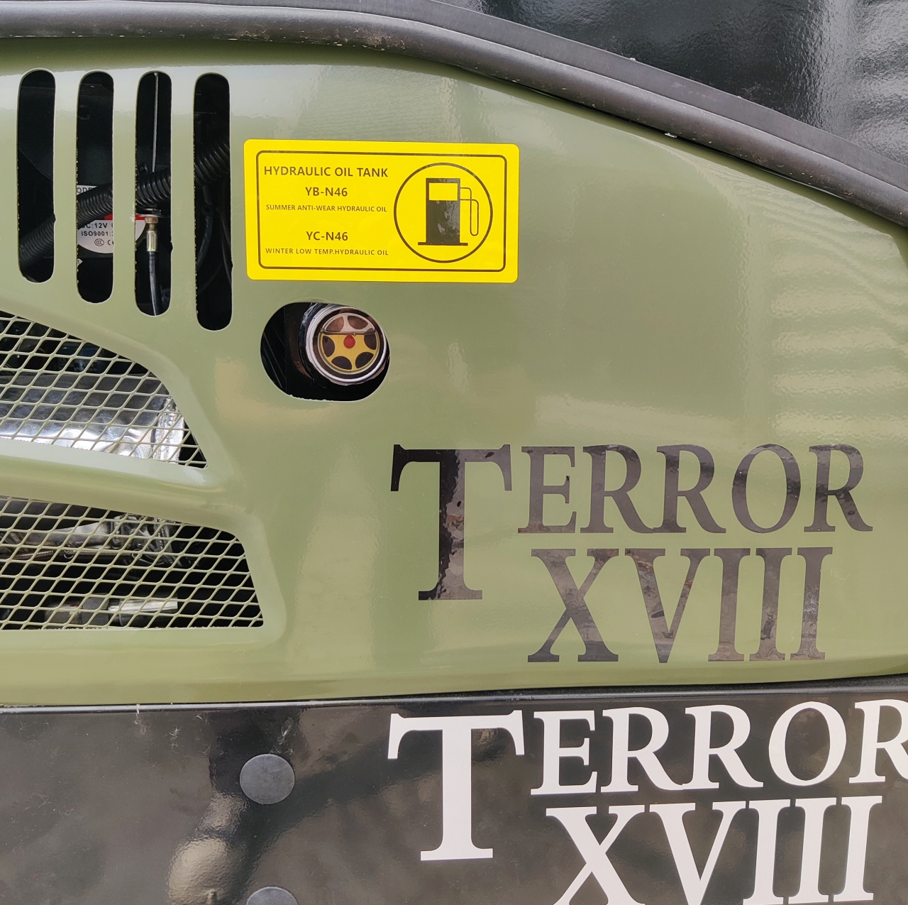 TYPHON TERROR XVIII 2 Ton Mini Excavator