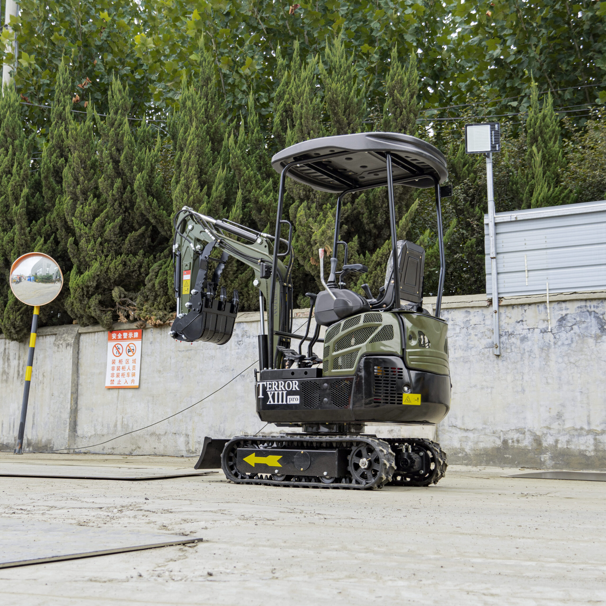 TYPHON TERROR XIII PRO STORM Mini Excavator – 1.3 Ton