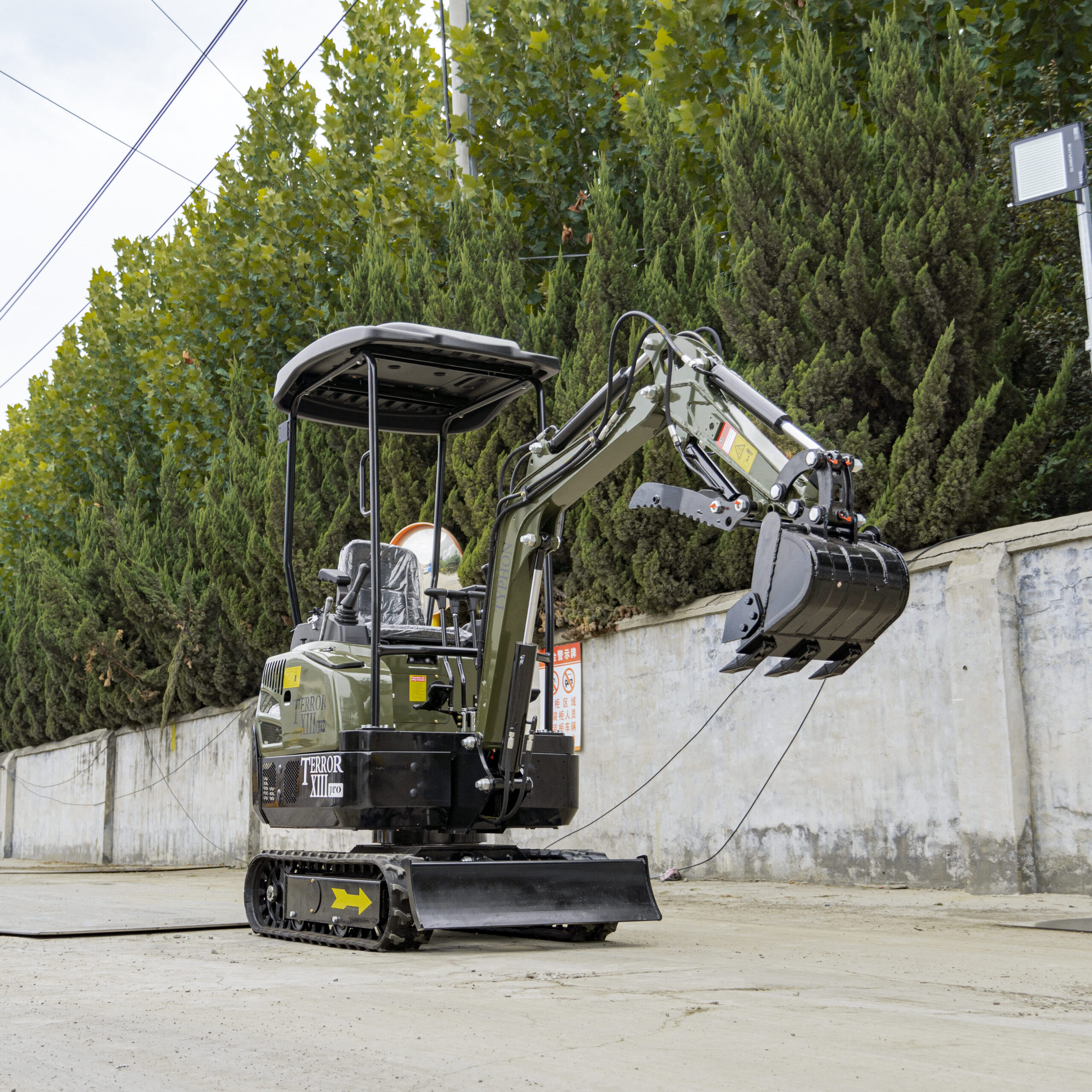 TYPHON TERROR XIII PRO STORM Mini Excavator – 1.3 Ton
