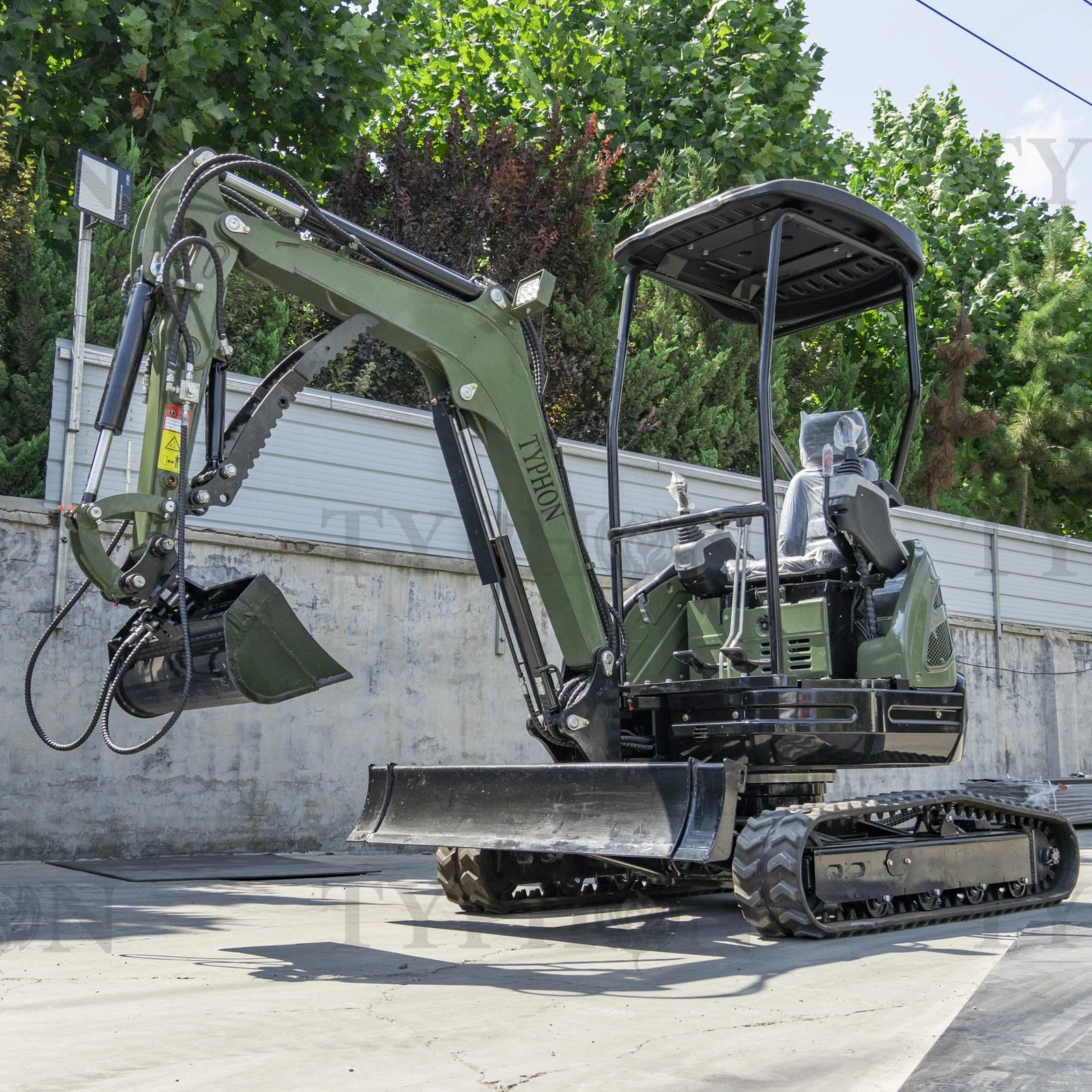 Hydraulic Tilting Bucket