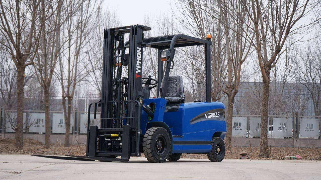 Electric Forklift Total Cost of Ownership.